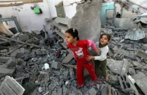 israel-gaza-shoes_2402255b1_1405591644